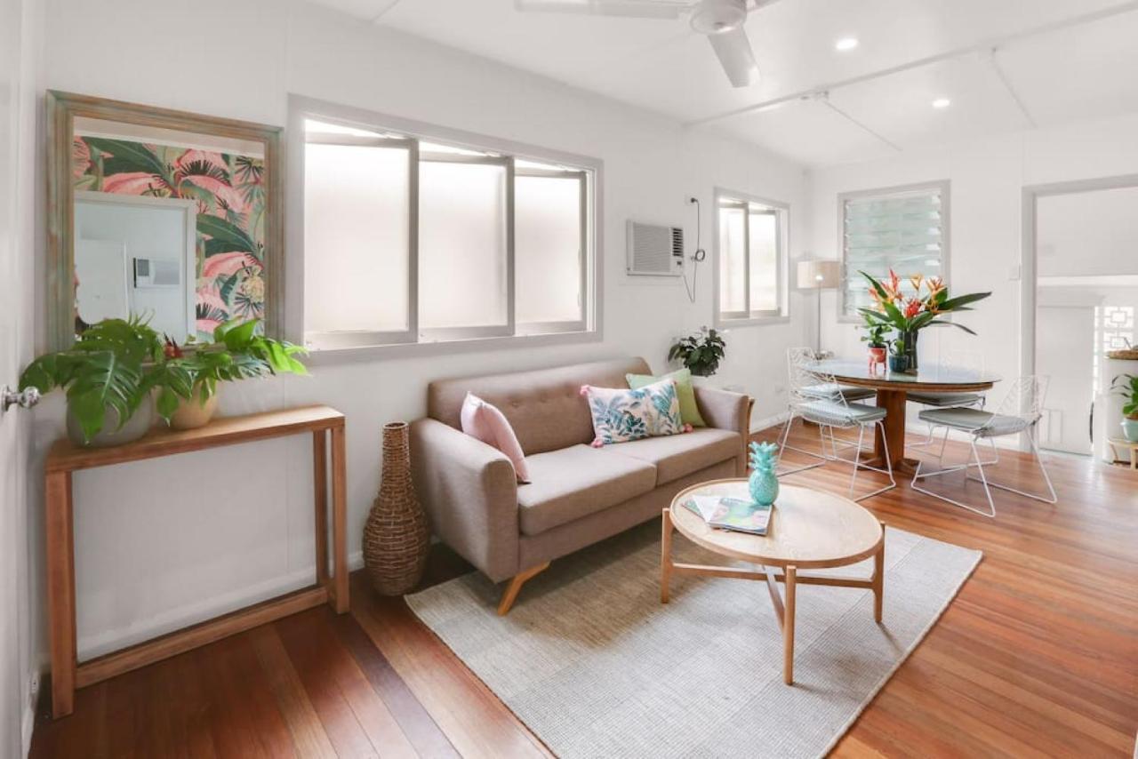 Tropicana - Retro Getaway Holiday home *